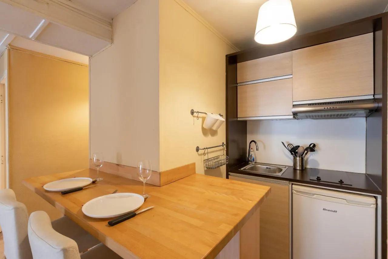 Cabana & Le Petit Marronnier Apartman Lyon 0*,  Franciaország